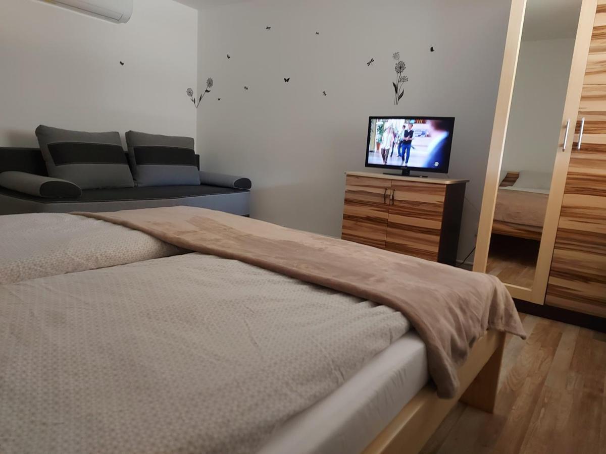 Potyka Apartman Tiszafured Luaran gambar