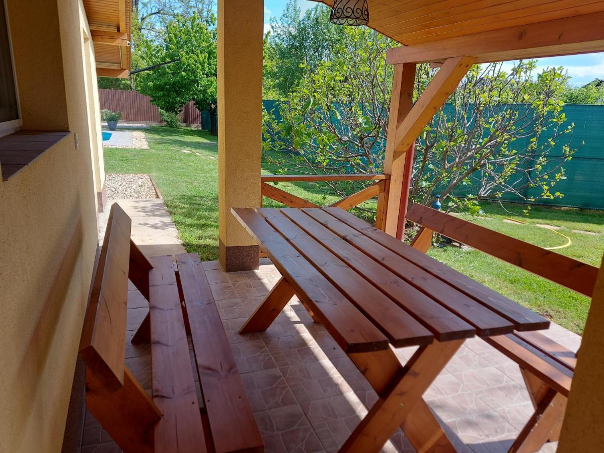 Potyka Apartman Tiszafured Luaran gambar